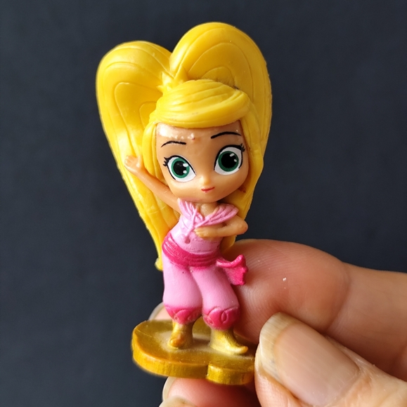 LEAH Nickelodeon SHIMMER AND SHINE PVC TOY FIGURE - Picture 5 of 6